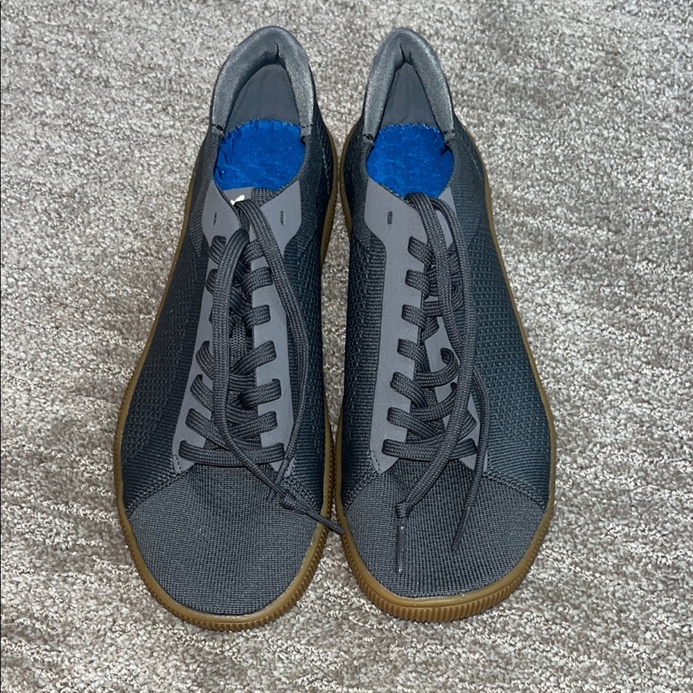 Stylish Black and Gray Men's Sneakers
